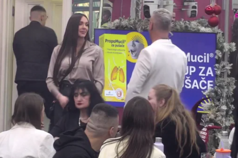 Bora Santana i Bogidnja i Jovana u svađi