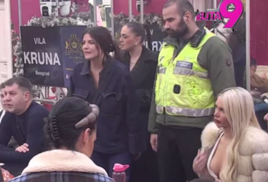 JOŠ JEDAN VODITELJ PINKA NA SPISKU! Nova GEJ-AFERA gori u "Eliti", uživo u programu otkriveno NJEGOVO IME! (FOTO)