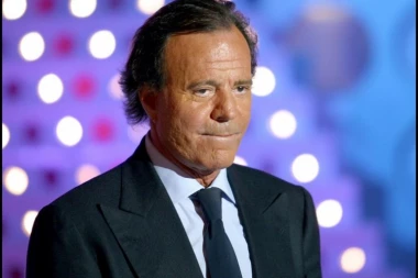 HULIO IGLESIJAS OPTUŽEN ZA ZLOSTAVLJANJE: Osećala sam se kao robinja