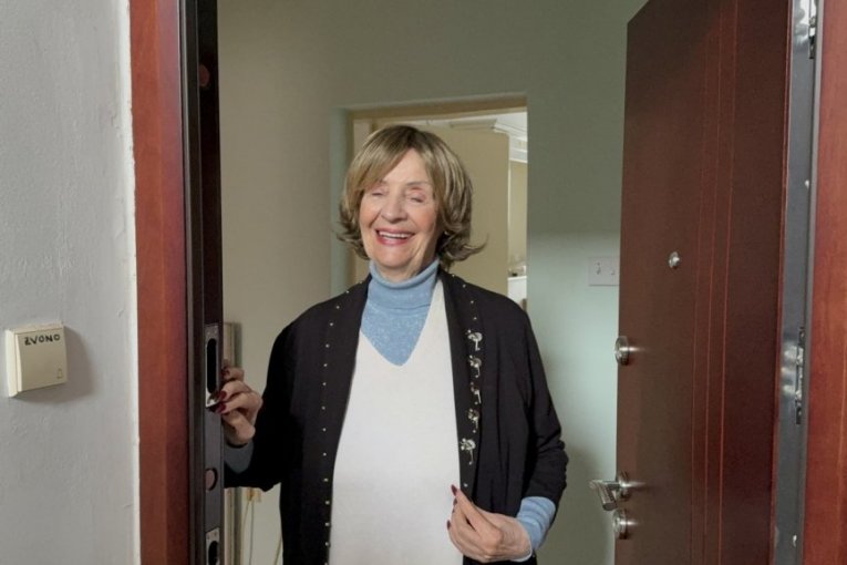 Lepa Lukić se iznenadila