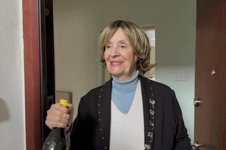 Lepa Lukić se iznenadila