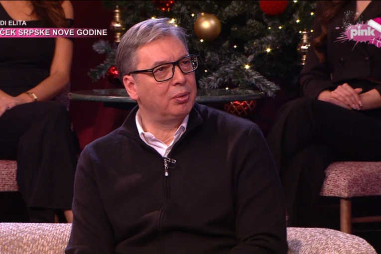 "NAUČIO SAM LEKCIJU, TOČAK ISTORIJE SE VRAĆA!" Vučić kod Amidžića oštro o Iranu i Srbiji: Pročitajte ove knjige i sve će vam biti JASNO!