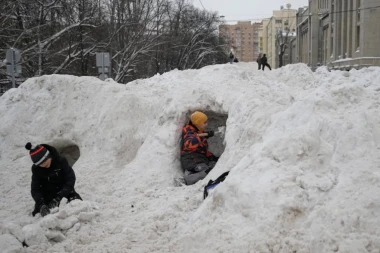 ZIMSKA OLUJA OKOVAĆE AMERIKU! Izdata upozorenja na OBILNE snežne padavine i EKSTREMNO nisku temperaturu!