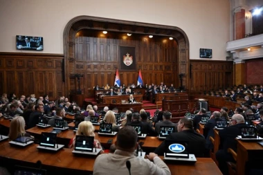 Skupština završili rad, sutra nastavak rasprave o 25 tačaka dnevnog reda