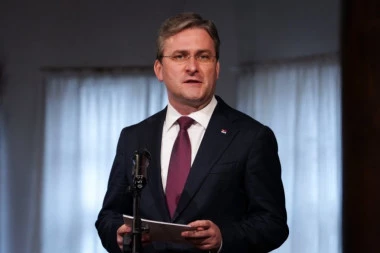 DOBILI 11 MILIONA EVRA ZA FILMOVE KOJE NISU SNIMILI: Šok-saopštenje ministra kulture - ovo je spisak autora!