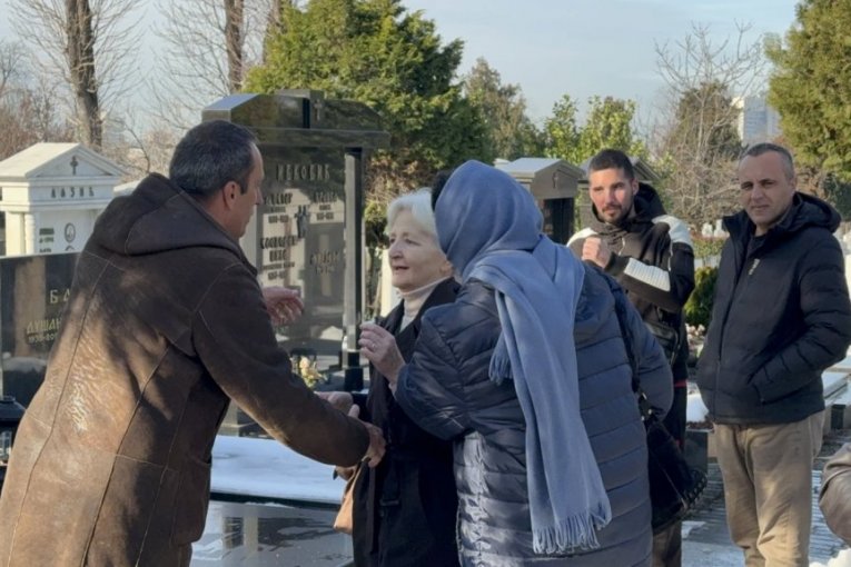 Jasna Diklić, sestra Željka Ražnatovića Arkana