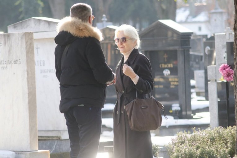 Jasna Diklić, sestra Željka Ražnatovića Arkana