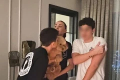 EMINU JAHOVIĆ IZNENADILI SINOVI ZA ROĐENDAN: Nećete verovati koliko godina je napunila! (GALERIJA)