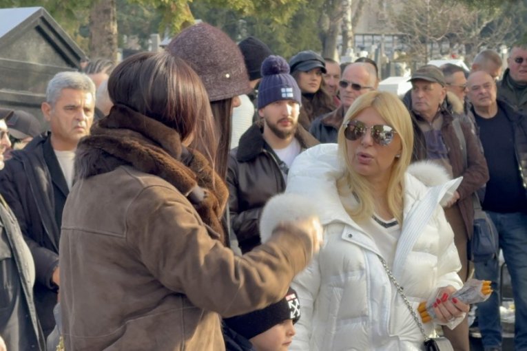 Ceca Ražnatović, Bogdana Ražnatović