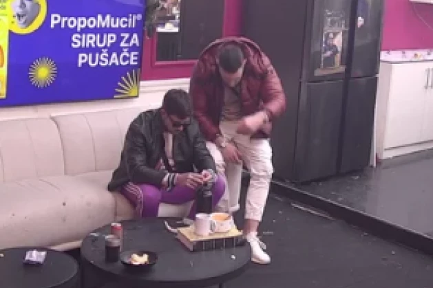 FILIP ĐUKIĆ TOTALNO RASTUREN, KAKO ĆE NASTAVITI RIJALITI POSLE OVOGA?! Više ga niko ne prepoznaje, alkohol ga totalno unakazio!