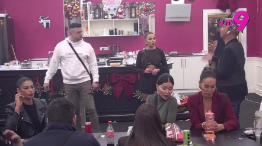 PRIPREMITE KESU ZA POVRAĆANJE, OD OVIH REČI ĆE VAM SE OKRENUTI ŽELUDAC: Sofija nadmašila sve morbidnosti dosad izrečene u rijalitiju!