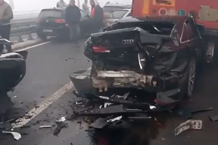 Lančani sudar kod tunela Munjino brdo