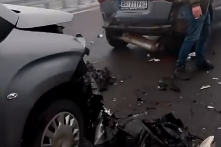 Lančani sudar kod tunela Munjino brdo