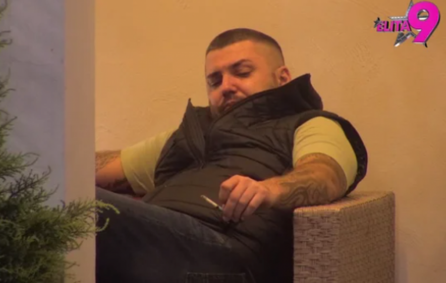 JEZIV JAUK ASMINA DURDŽIĆA SE PROLOMIO "ELITOM": Prvi put zaplakao na sav glas, GUŠI SE U SUZAMA!