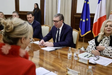 POTPISI - I KREĆE IZGRADNJA METROA! Vučić sa Baroom - važna tema za Beograđane!