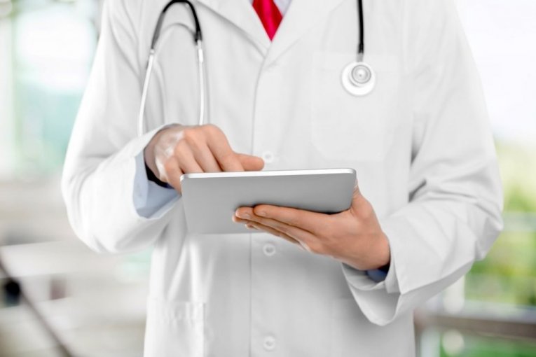 DOCTORS GO ON BIG STRIKE: They don't forgive the state for low wages and lack of jobs