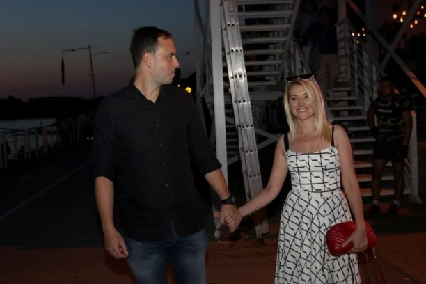 OŽENIO SE BIVŠI MUŽ ANĐELKE PRPIĆ! Sve organizovano u strogoj tajnosti, fotografije sa lica mesta šokirale javnost!