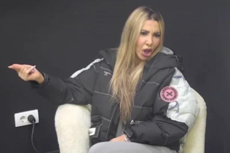 FILIP ĐUKIĆ NE SME DA SAZNA ZA OVAJ SNIMAK: Najveće priznanje Aneli Ahmić do sada, Luka i Asmin će se ŠOKIRATI!