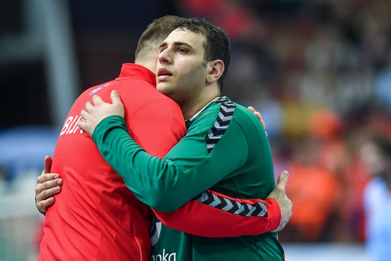 CELA SRBIJA ČEKA RASPLET "GRUPE SMRTI": Nemačka i Španija odlučuju sudbinu "orlova"!