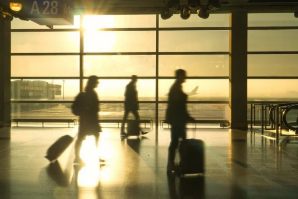 Putno zdravstveno osiguranje AMS Osiguranja – zimska putovanja bez stresa