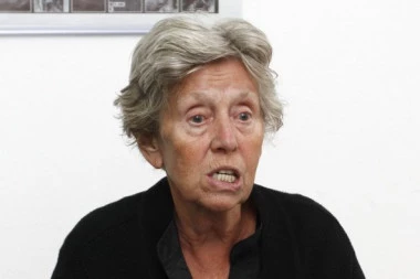 "DOLAZILA SAM DO ZIDA, PIPALA GA, BIO JE MEKAN" Ispovest Eve Ras o DROGIRANJU ledi krv u žilama: "Previše sam UŠMRKALA, bila sam idiot tri dana i tri noći" (VIDEO)