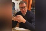 "VERUJEM U SNAGU SRBIJE I SIGURAN SAM DA ĆEMO OBAVITI DOBAR POSAO"! Vučić se oglasio iz Davosa - "MI MALO DEBLJI LJUDI..."! (VIDEO)