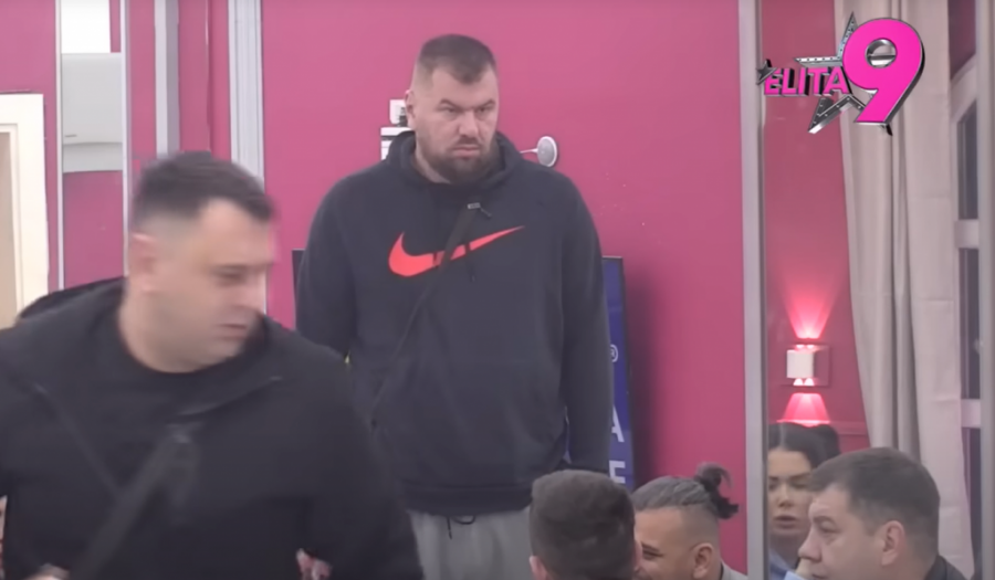 JEZIVO! Janjuš podneo ZABRANU PRILASKA protiv Jovane Cvijanović, pa je zvao na VRELU AKCIJU! ŠOK-BOMBA DIREKTNO IZ PROGRAMA!