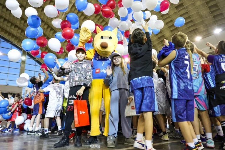 TRIGLAV OSIGURANJE ZA DEČJE OSMEHE NA 24. MINI BASKET FESTIVALU „RAJKO ŽIŽIĆ”