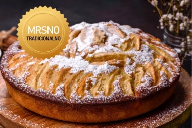 NAJUKUSNIJI STARINSKI ZIMSKI KOLAČ KOJI OKUPLJA PORODICU: Sve što vam treba su 3 jabuke i nekoliko minuta