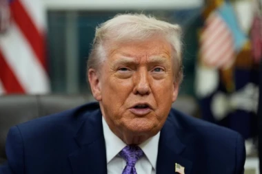 SVI U BELOJ KUĆI PARALISANI! TRAMP NA KONFERENCIJI SPOMENUO SRBIJU! Ceo svet bruji o ovoj Trampovoj poruci!