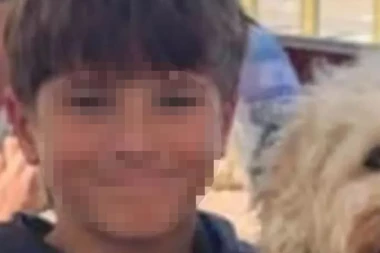 OVO JE DEČAK NIKO ANTIĆ (12), KOME SE BORE ZA ŽIVOT POSLE NAPADA AJKULE! Ima katastrofalne povrede