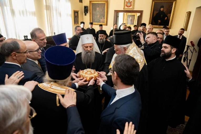 KO JE SVE BIO NA SLAVI KOD PATRIJARHA PORFIRIJA: Poglavar SPC blagoslovio zvanice, ali i ceo srpski narod (FOTO)