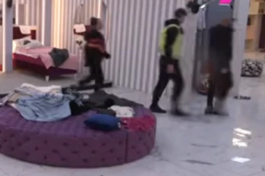 ANITA IZVEDENA U PRATNJI OBEZBEĐENJA: Demolirala "Elitu", ovakav RUSVAJ se ne pamti! (FOTO)