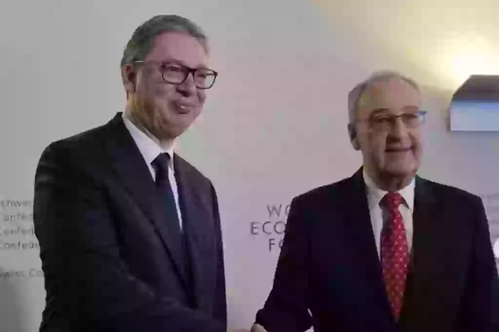 VUČIĆ SA PREDSEDNIKOM ŠVAJCARSKE U DAVOSU: "Dobar razgovor o jačanju ekonomske i ukupne saradnje!" (FOTO)