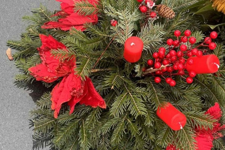 Grob Saše Popovića