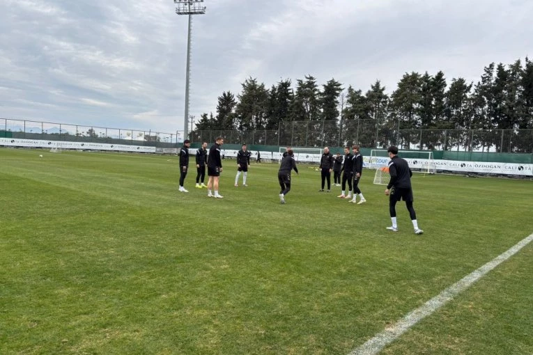 SPORTISSIMO U ANTALIJI: Posetili smo trening Partizana, evo kakva je atmosfera! (VIDEO)