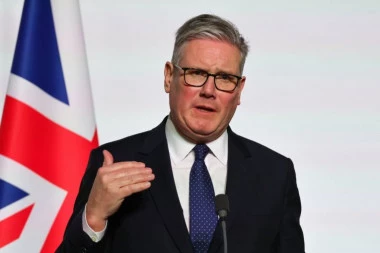 LONDON OPREZAN ZBOG RATA! Starmer poručio da Velika Britanija NEĆE biti UVUČENA u sukob sa Iranom