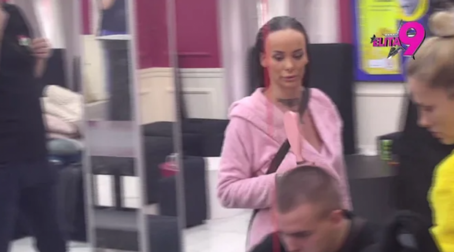 U "ELITU" UNET PAKET S DOKAZIMA TAKIJA MARINKOVIĆ: Teodora Delić doživela NERVNI SLOM, sve isplivalo u javnost! (VIDEO)