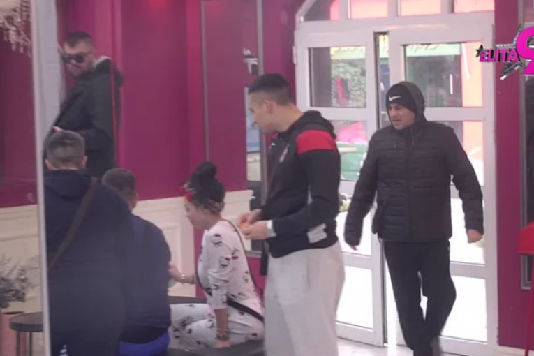 Teodori stigle slike s Takijem