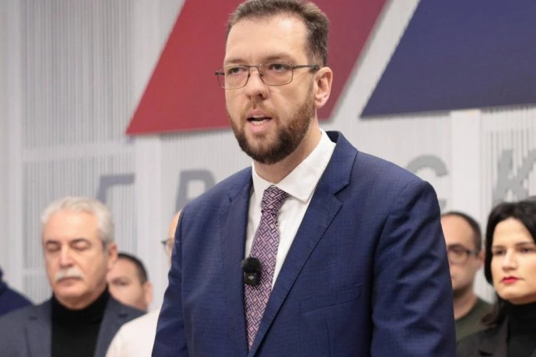 Radulović: Dok opozicija u Medijani troši novac na anonimne svirke, SNS otvara fabrike i donosi radna mesta