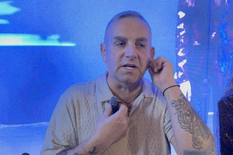 KONCERT ODLOŽEN ZBOG STRAVIČNE TRAGEDIJE! Poginulo dvoje mladih, oglasio se Ivan Gavrliović!