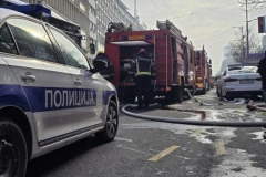 POŽAR U USTANIČKOJ ULICI! Gori višespratnica, vatrogasci na terenu!