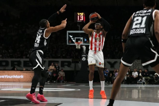 NVORA SIPA KAO KIŠA: Moćna Zvezda u Bolonji diktira tempo!