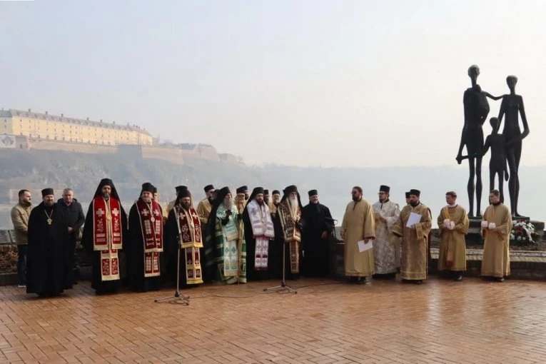 NOVI SAD JE DANAS STAO PRED SVOJE MRTVE: Sećanje na zločin koji ne sme da se zaboravi