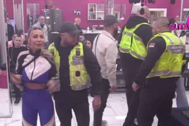 Aneli Ahmić udarila Anitu Stanojlović