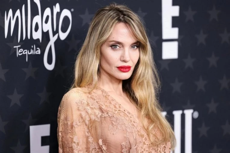 Najveći EGOCENTRICI u horoskopu: Uvek misle samo na sebe i moraju da budu u CENTRU PAŽNJE