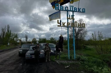 STRAH JE DOBIO NOVO IME - "LEGIJA SLOBODE": Paravojna formacija Kijeva uteruje jezu i Ukrajincima, na CRNOJ LISTI naoružanih crnokošuljaša nalaze se i Jevreji