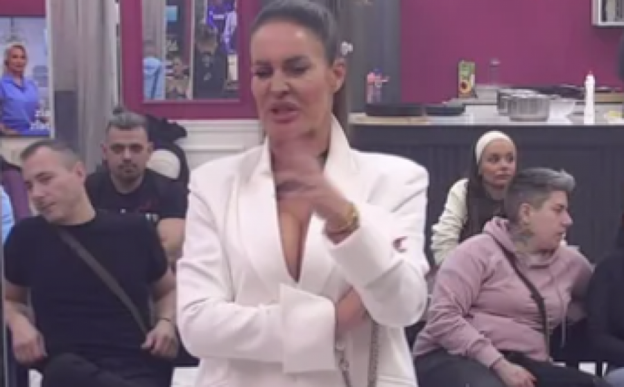 SKANDALČINA KAKVU RIJALITI NE PAMTI! Kačavendini sinovi dobili SLIKU Anđelovog PONOSA - "HTEO JE DA ME DAVI U KREVETU "