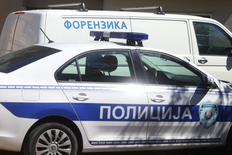 HORROR IN VRAČAR! Woman found in a pool of blood in the bathroom!