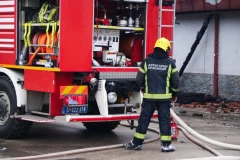 VELIKI POŽAR U LEŠTANIMA! Gori magacin poznate kompanije!